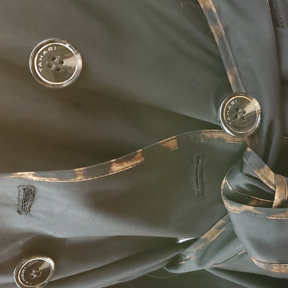 NWT Tahari Maggie Black Trench Coat with Leopard detail size Small. - Picture 4 of 14